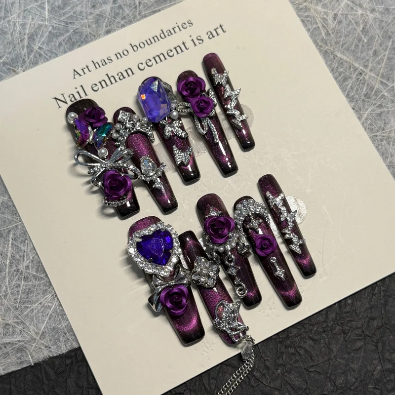 Dekorativer Press-On Nagelset