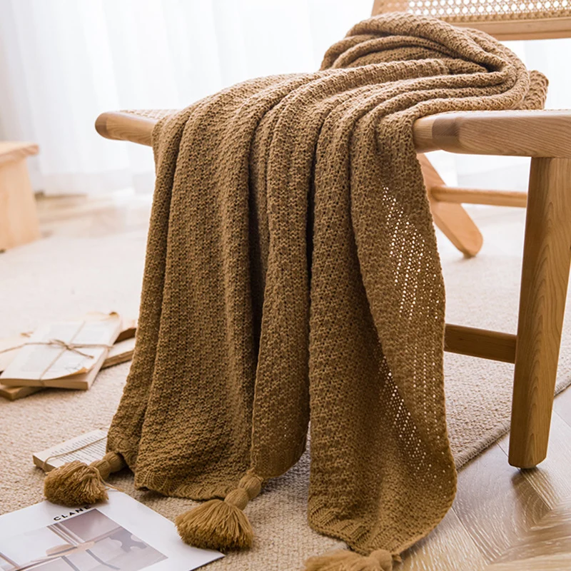 Weiches strukturiertes Strickwurfdecke