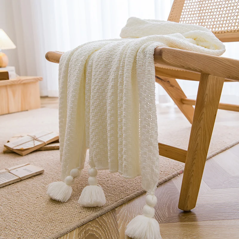 Weiches strukturiertes Strickwurfdecke
