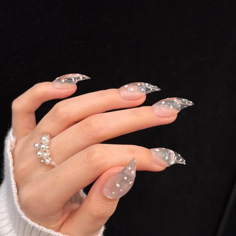 Stiletto Press-On-Nagelverlängerungen mit Kristallakzenten