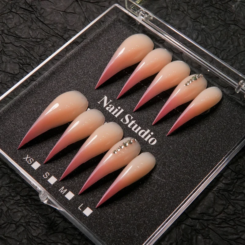 Stiletto Press-On Nagelverstärkungen mit Strassakzenten