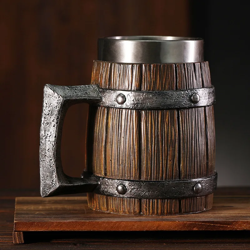 Hölzerner Bierkrug mit Edelstahleinsatz (600 ml) – EichenKrug Oktoberfest 2026