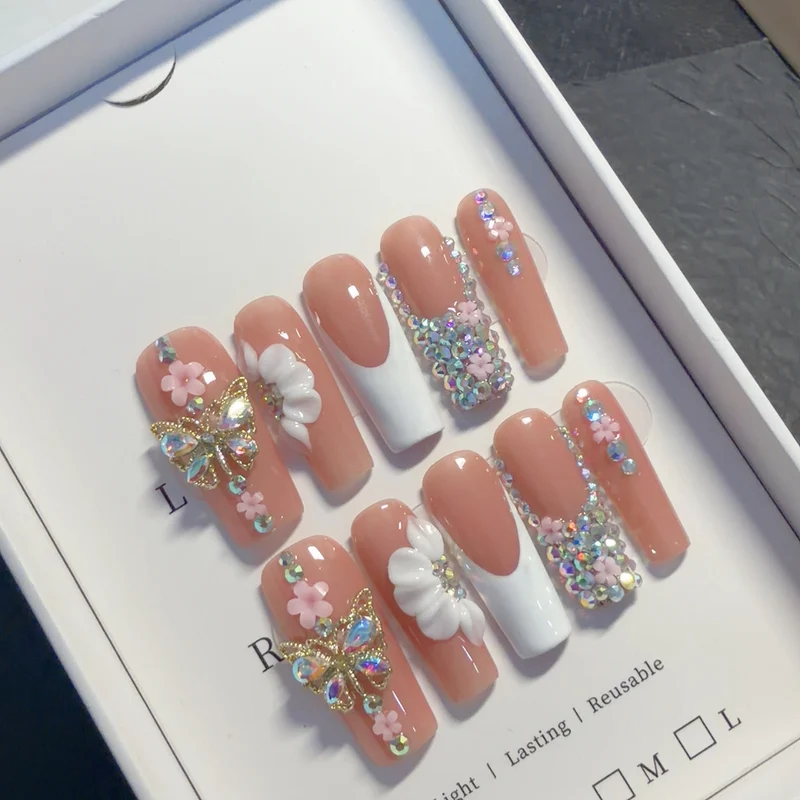 Exquisite 3D Blumen Nagel Kunst Tipps