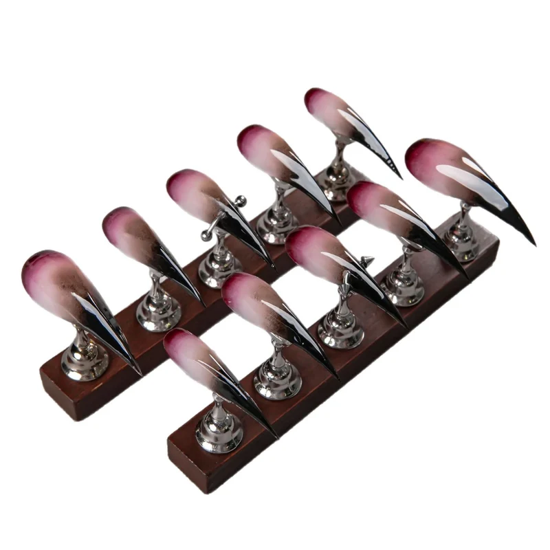 Stiletto Press-On Nagelkunst