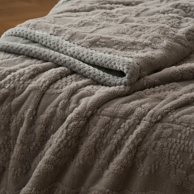 Plüschstrukturierte Wurfdecke
