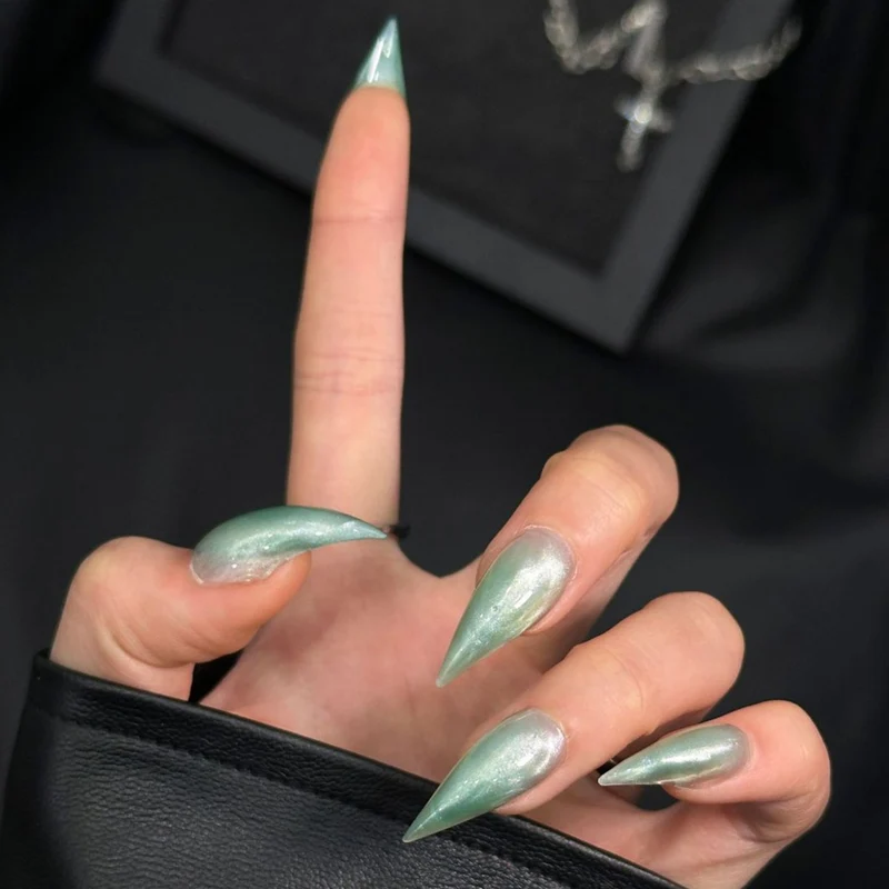 Stiletto Dekorative Press-On Nagelverzierungen