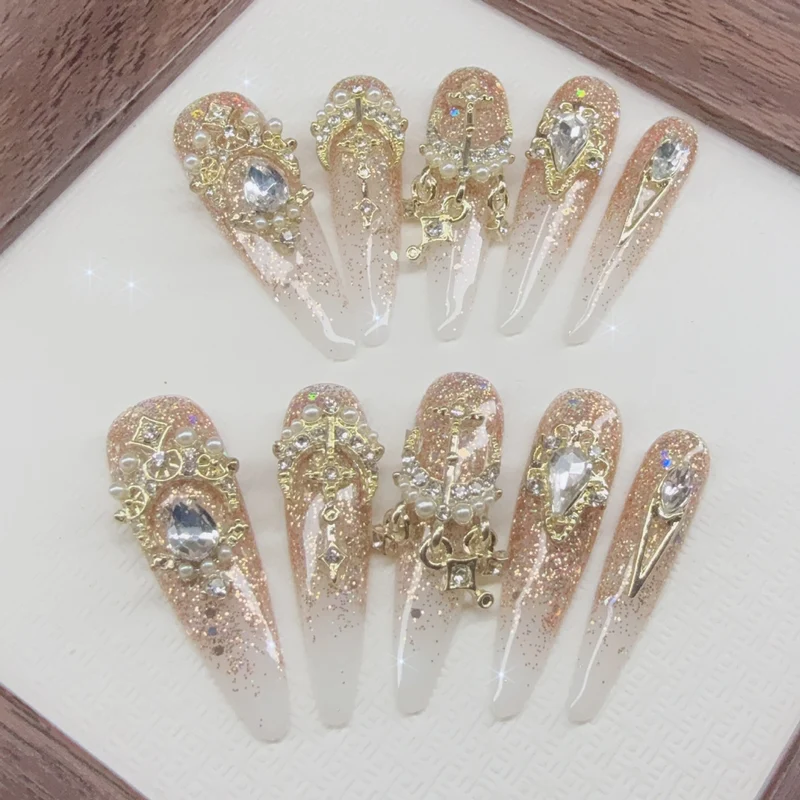 Glitzerndes dekoratives Press-On-Nagelkunst-Set