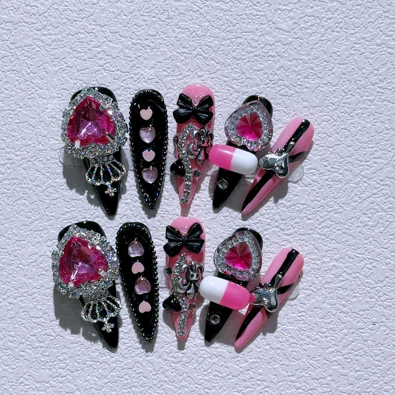 Glamouröse Nagelkunst Verlängerungen