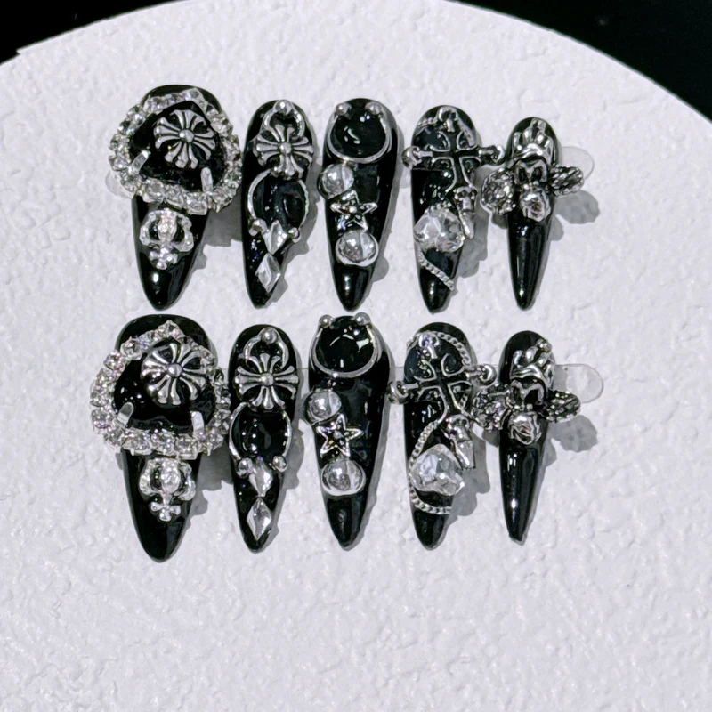 Glamouröse Nagelkunst Verlängerungen