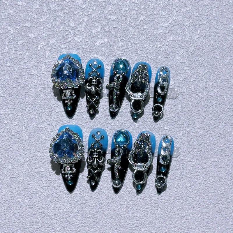 Glamouröse Nagelkunst Verlängerungen