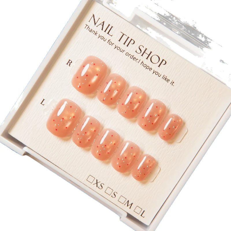 Funkelnde Press-On Nagelspitzen