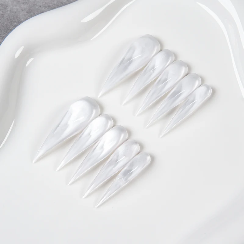 Schwarze Stiletto-Nagelspitzen-Set
