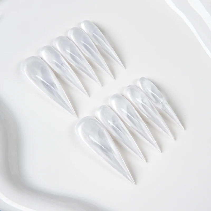 Schwarze Stiletto-Nagelspitzen-Set