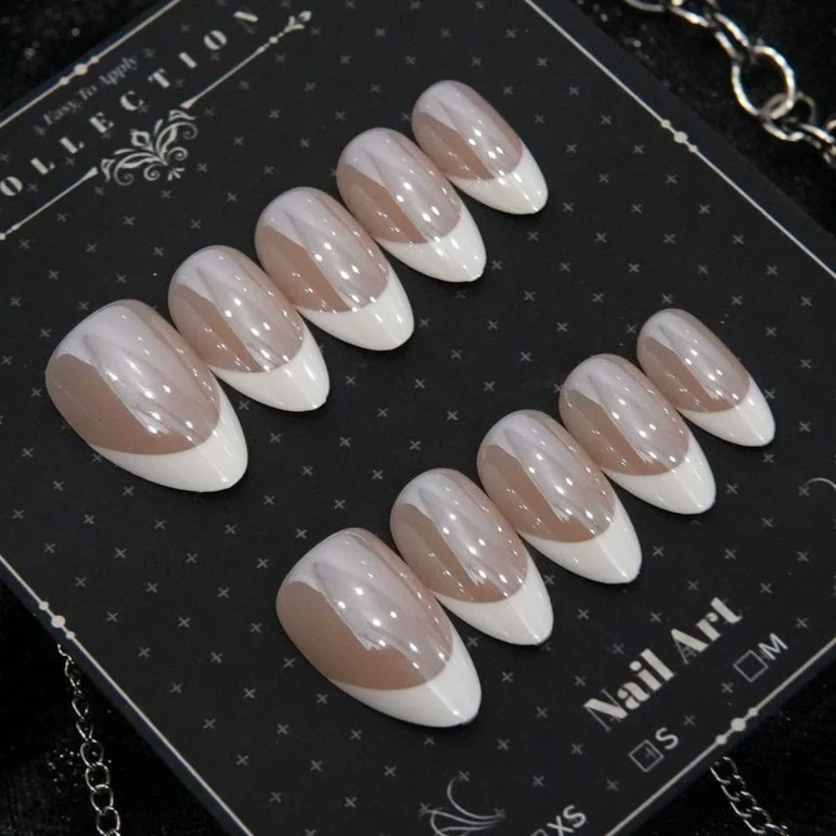 Premium French Tip Press-On Nägel