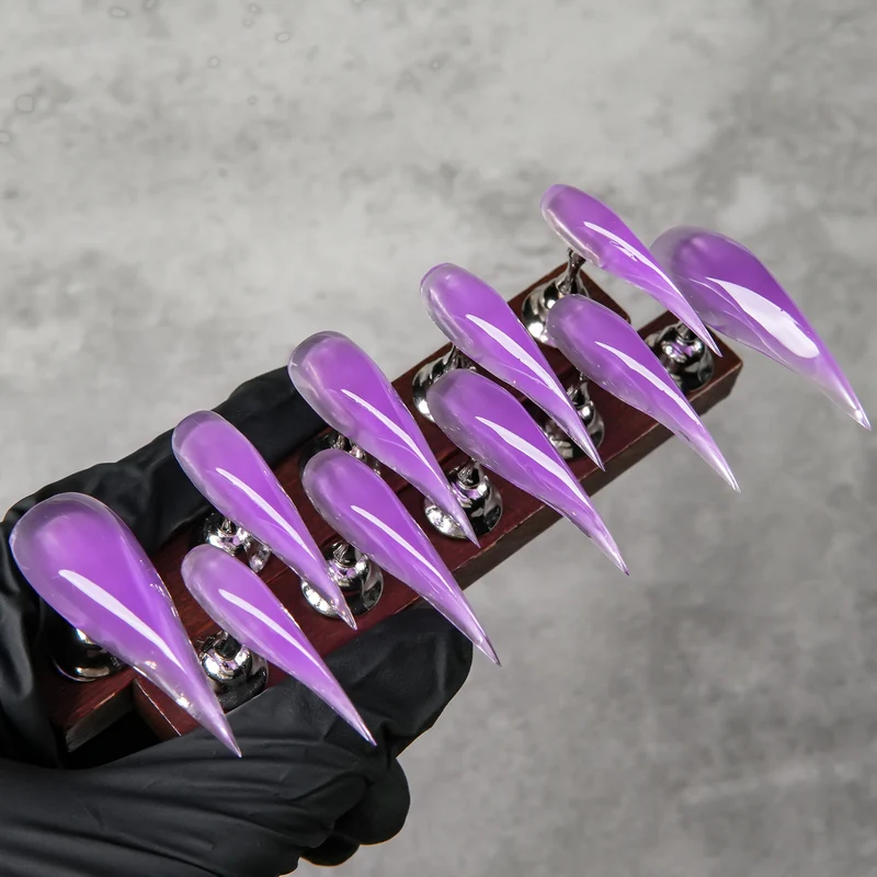 Premium dekorative Stiletto Press-On Nägel