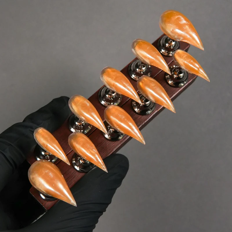 Premium Kunstvolle Stiletto Nagelspitzen