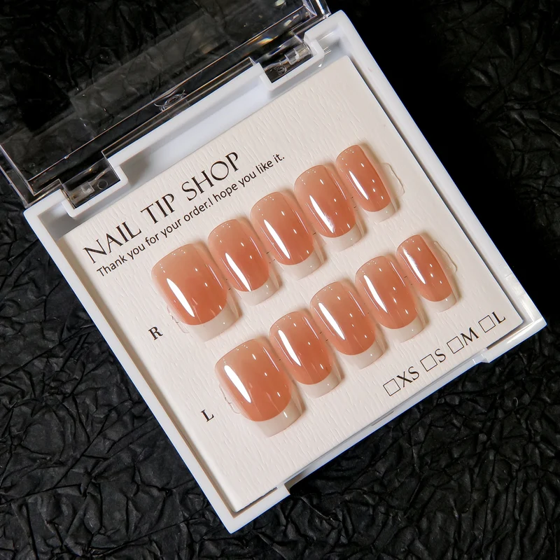 Natürliche Glänzende Press-On Nagelspitzen