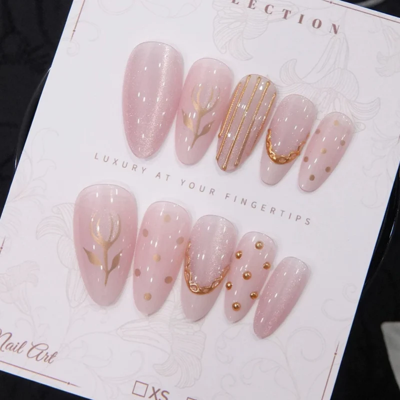 Luxus Press-On Nageldesign