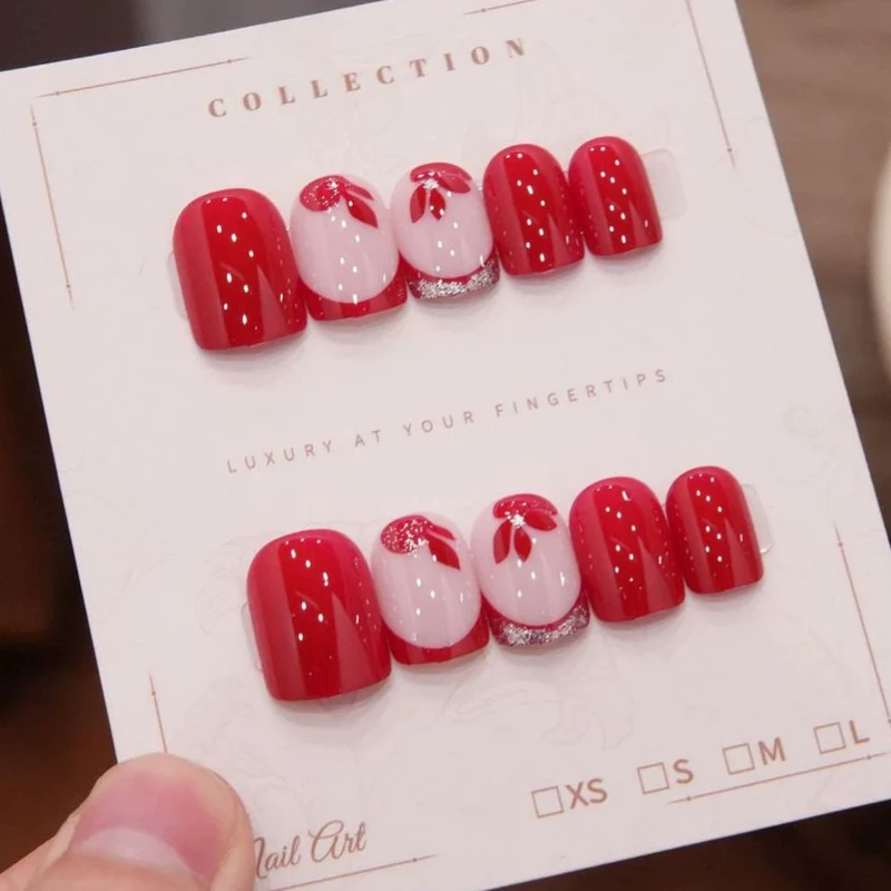 Luxus Press-On Nageldesign