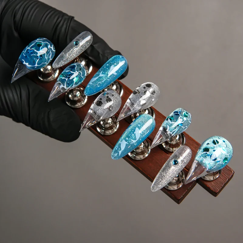 Luxuriöses künstlerisches Stiletto Press-On-Nagelset