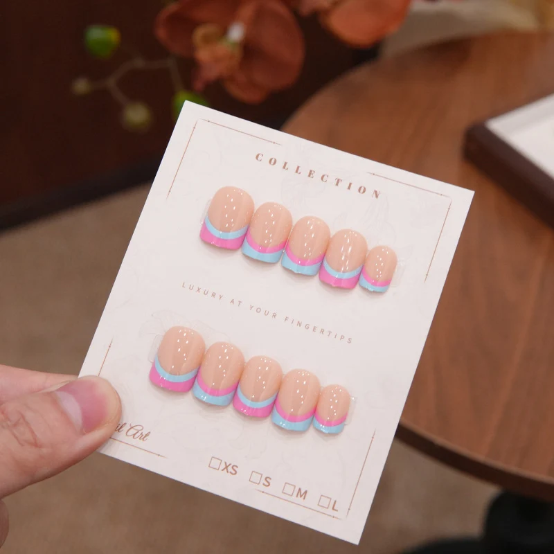 Luxuriös Kunstvoll Gestaltetes Press-On Nagelset