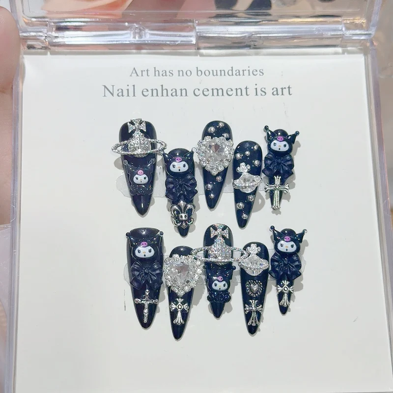 Künstlerische Gel-Nagelspitzen