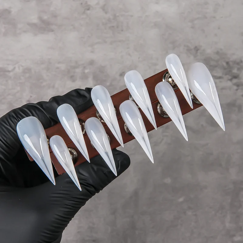 Hochspitzige Stiletto Press-On Nagelset