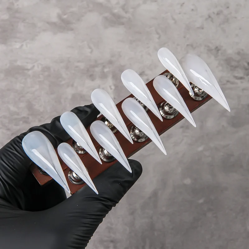 Hochspitzige Stiletto Press-On Nagelset