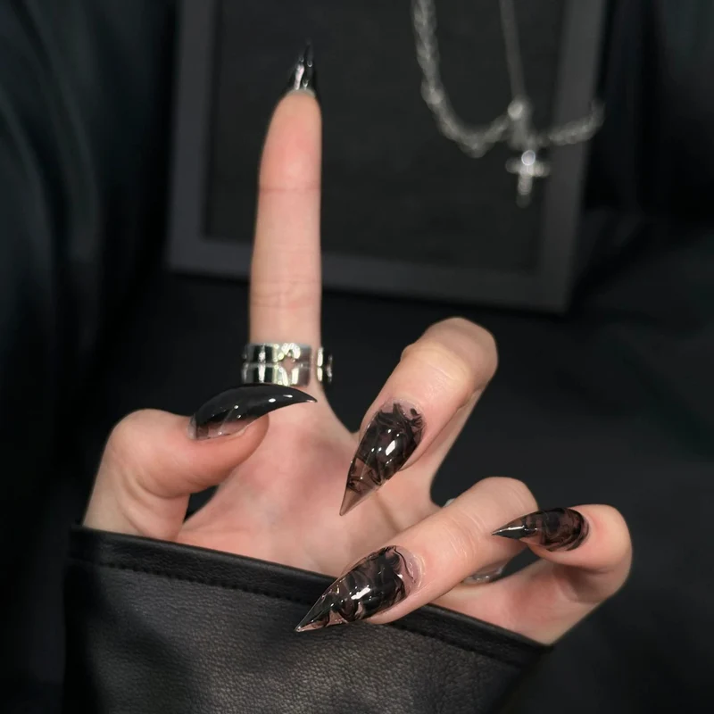 Gothic Stiletto Press-On Nagelset