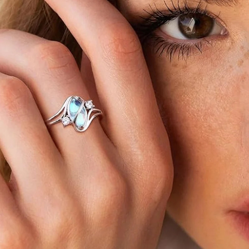 🔥Solange der Vorrat reicht 40 % Rabatt!🎉Geometrischer Damenring mit ovalem grünem Mondstein & Zirkonia – modern & stilvoll 💍✨