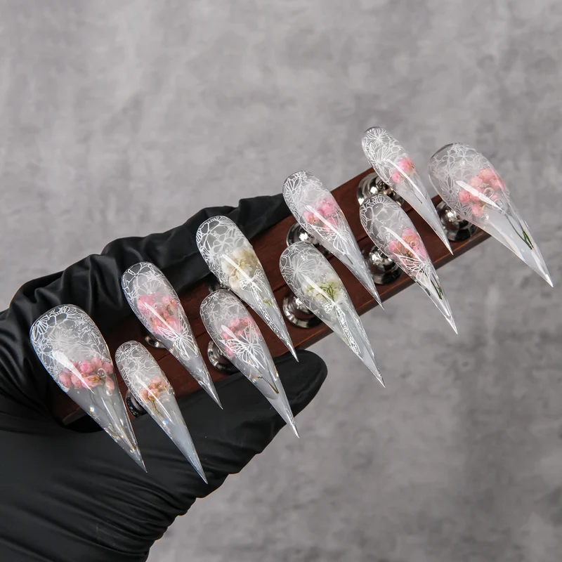 Floral Design Stiletto Press-On Nails