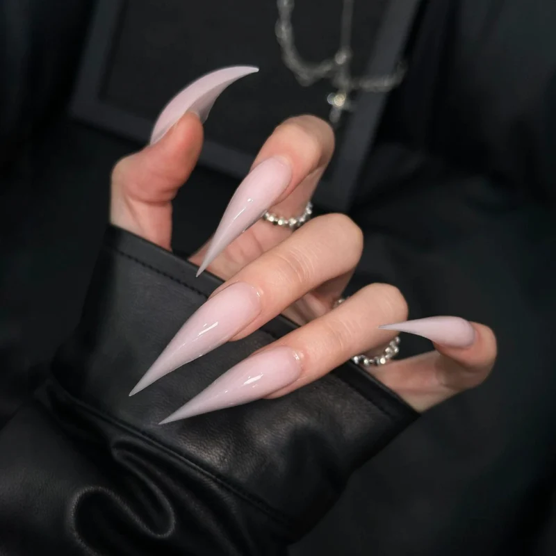Elegante Stiletto Press-On Nagelverstärkungen
