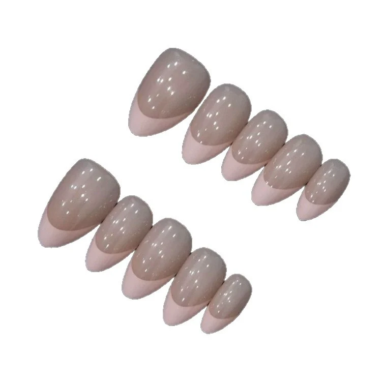 Elegantes Press-On Nageldesign-Set