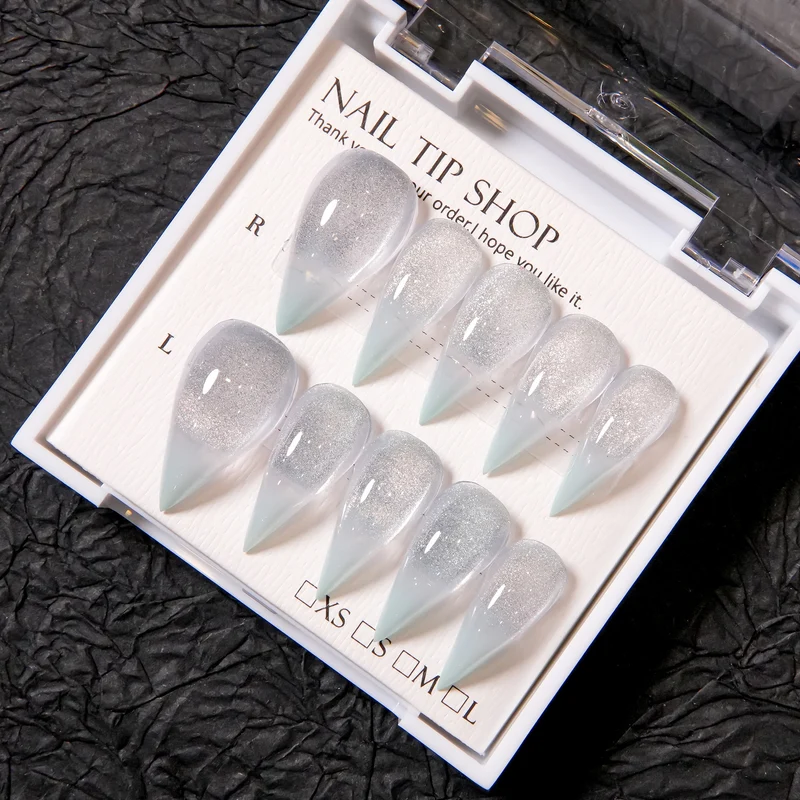 Glänzendes Stiletto Press-On Nagelset