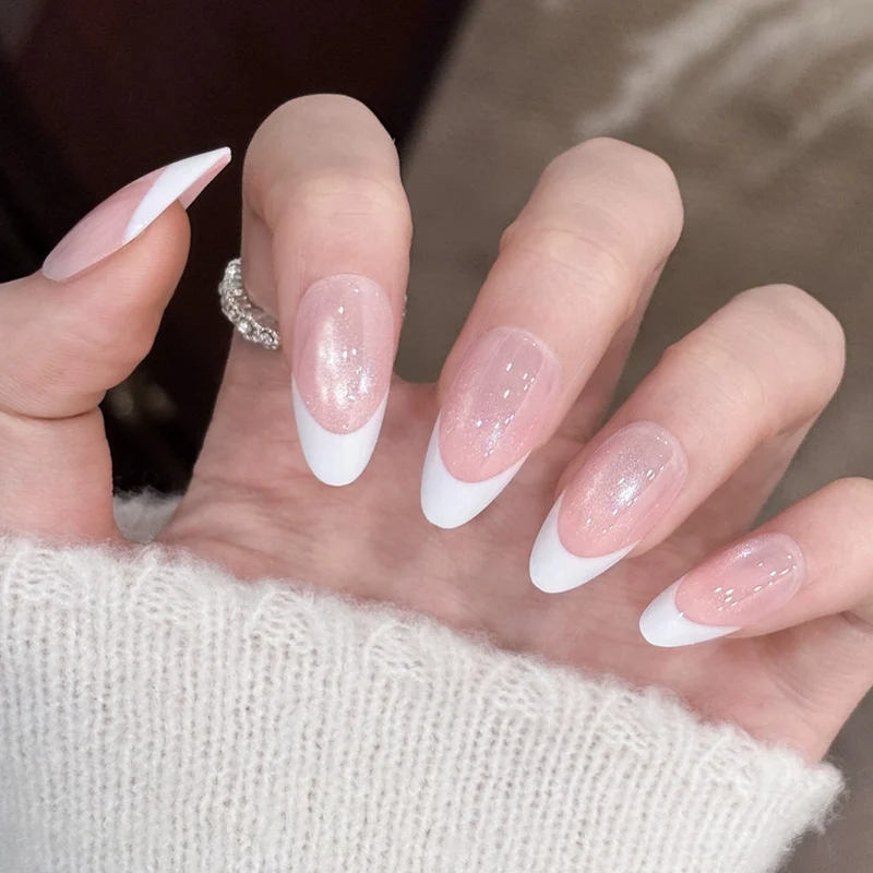 Elegante Ombre Druck-On-Nagelerweiterungen