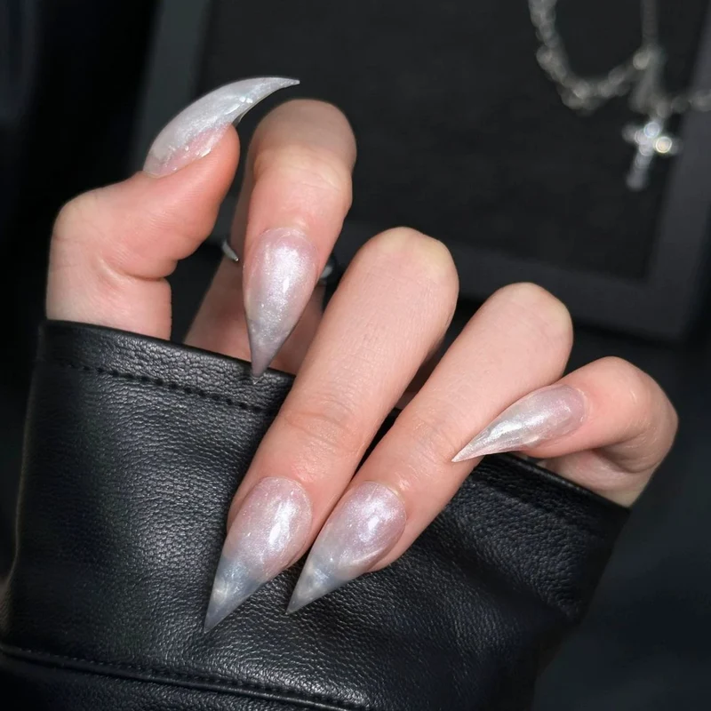 Glamouröse Stiletto Druck-Nagelset