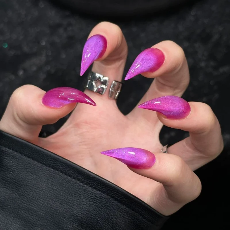Glamouröse Stiletto Druck-Nägel