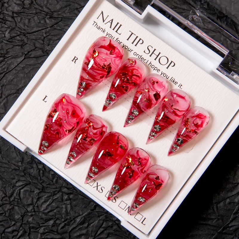 Dekoratives Stiletto Press-On Nagelkunst Set