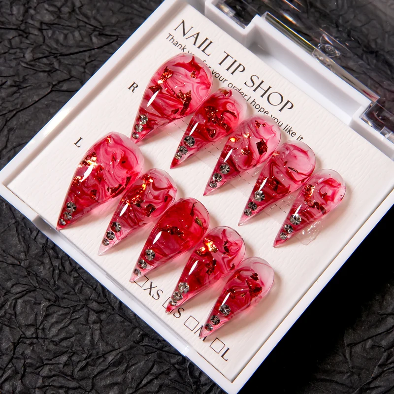 Dekoratives Stiletto Press-On Nagelkunst Set
