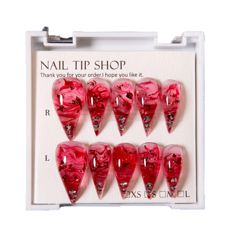 Dekoratives Stiletto Press-On Nagelkunst Set