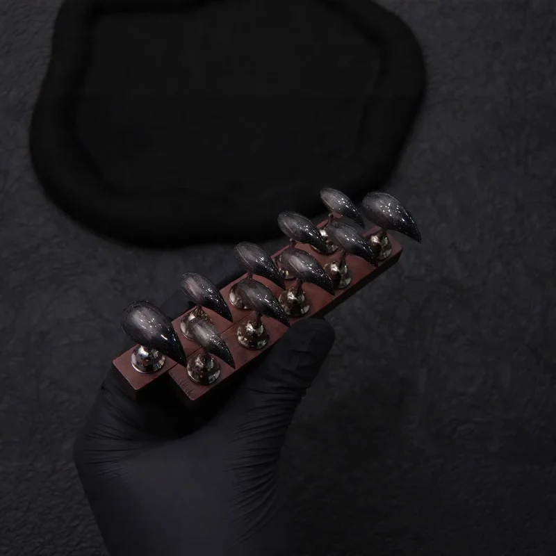 Dekorative Stiletto-Nagelspitzen