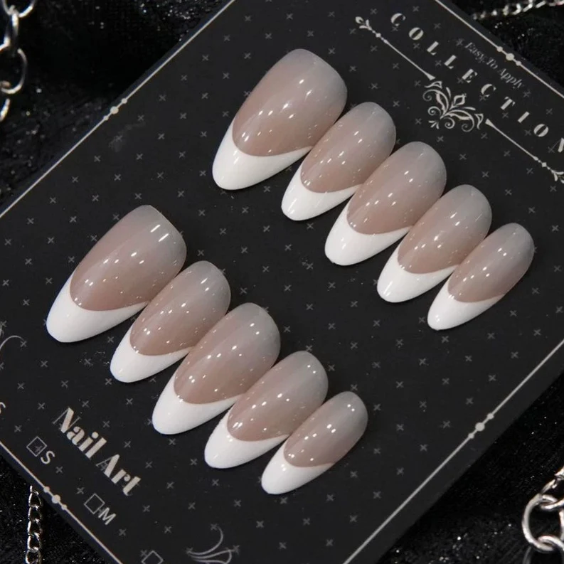 Elegante French Tip Press-On Nägel