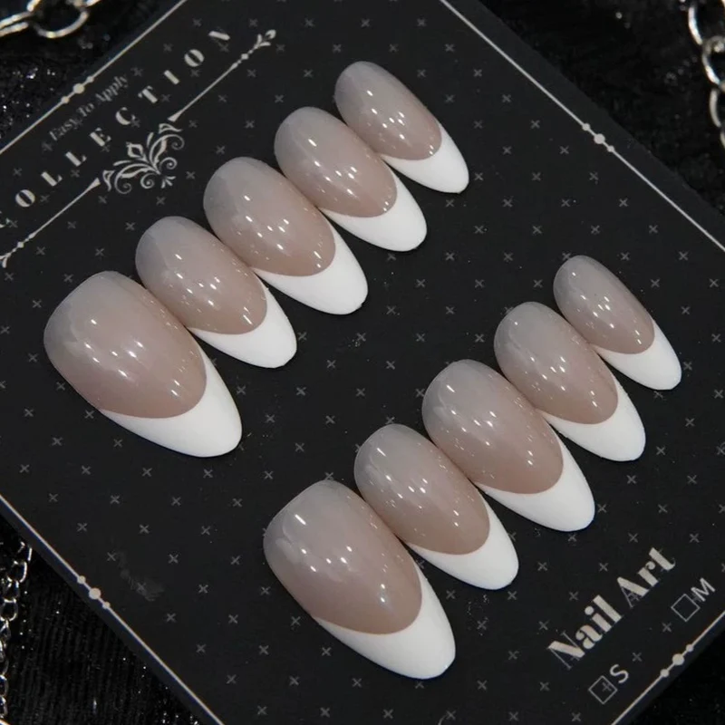 Elegante French Tip Press-On Nägel