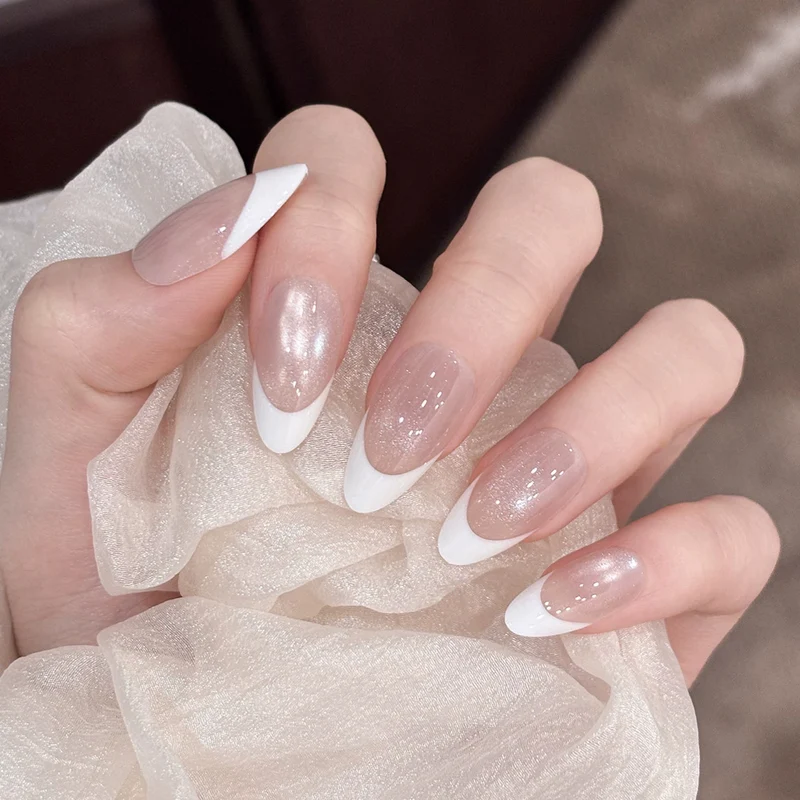 Elegantes French Tip Press-On-Nagelset