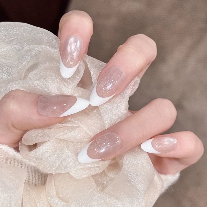 Elegantes French Tip Press-On-Nagelset