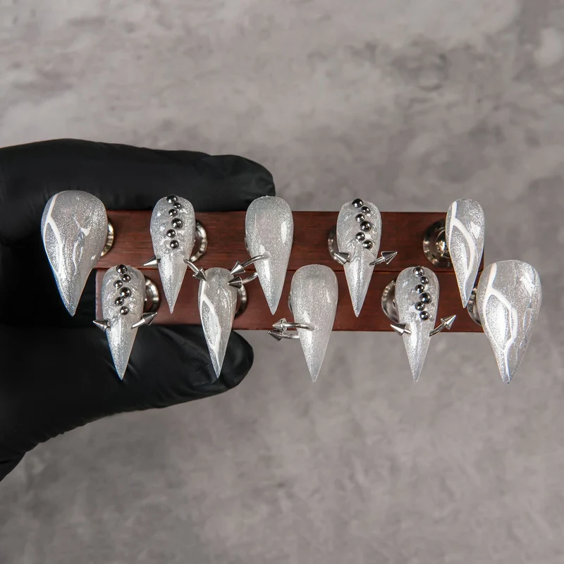 Glamouröse Stiletto Nagelkunst Tipps
