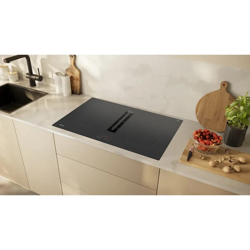 Neff N 50 80CM 4 Zone Induction Kochfeld mit integriert Ventilation - Schwarz | V58NBS1L0