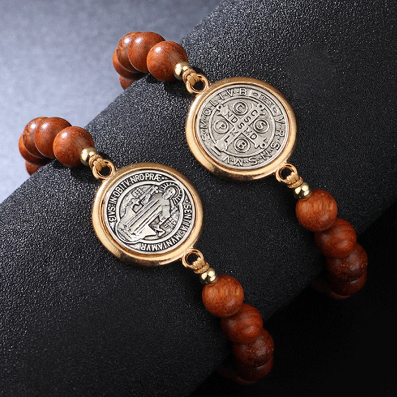 🛡️Ein treuer Begleiter für Schutzgeister✨Armband aus Naturholzperlen mit St.-Benedikt-Motiv🎁Verstellbar, für Damen und Herren geeignet