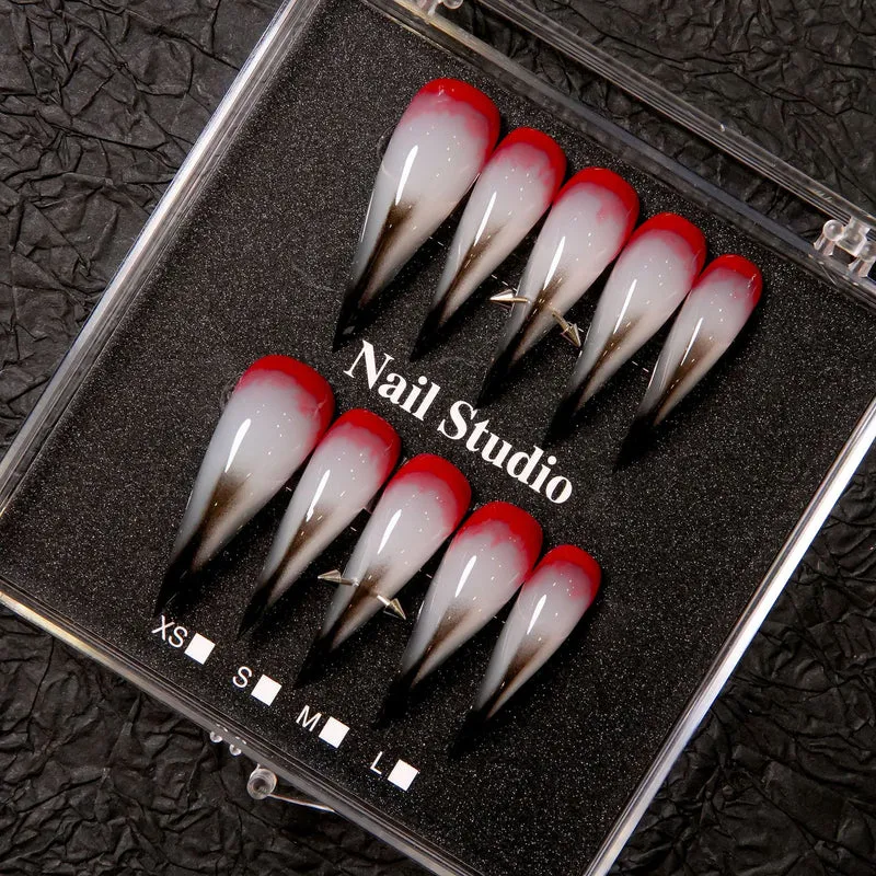 Elegante Fantasie Stiletto Press-On Nägel