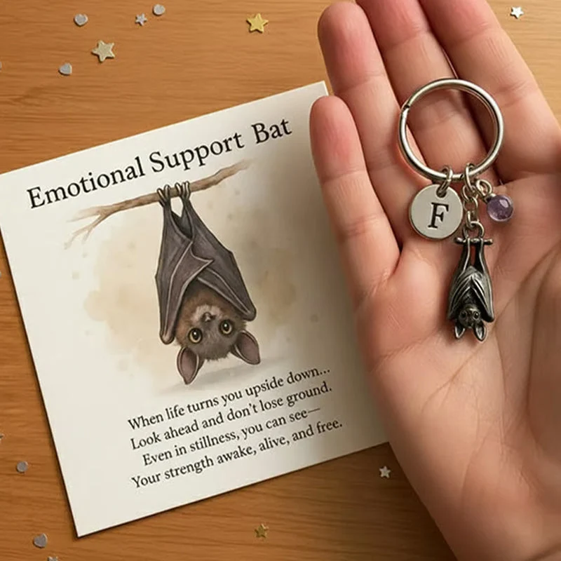 ✨Black Friday 50 % Rabatt!🦇Emotionaler Unterstützungs-Fledermaus-Schlüsselanhänger mit Grußkarte